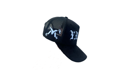 Black Yana trucker